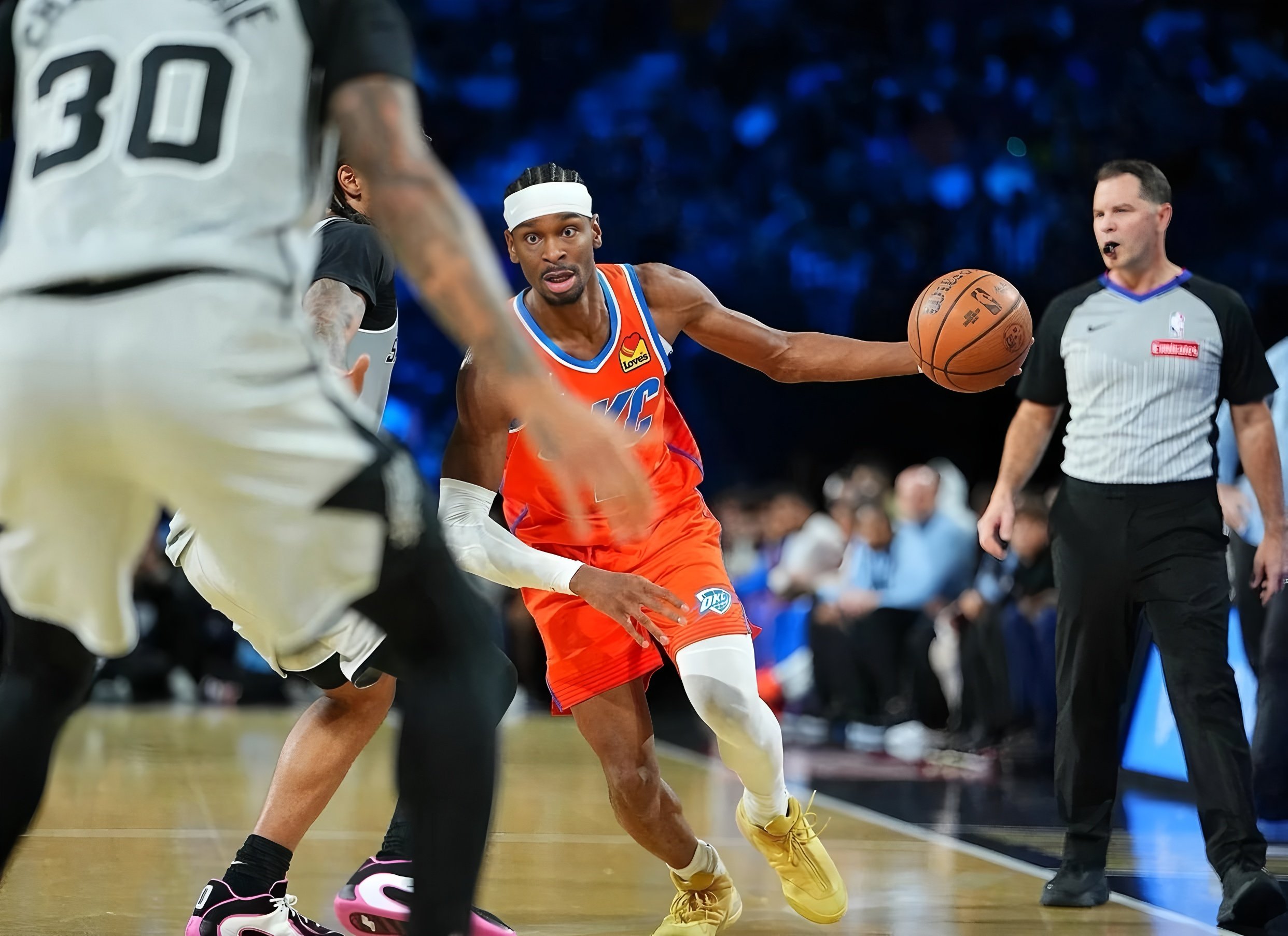 九游体育APP-圣安东尼奥马刺今晨篮板制胜湖人怒砍25分，媒体一致点评：孟菲斯灰熊迎来里程碑备战葡超