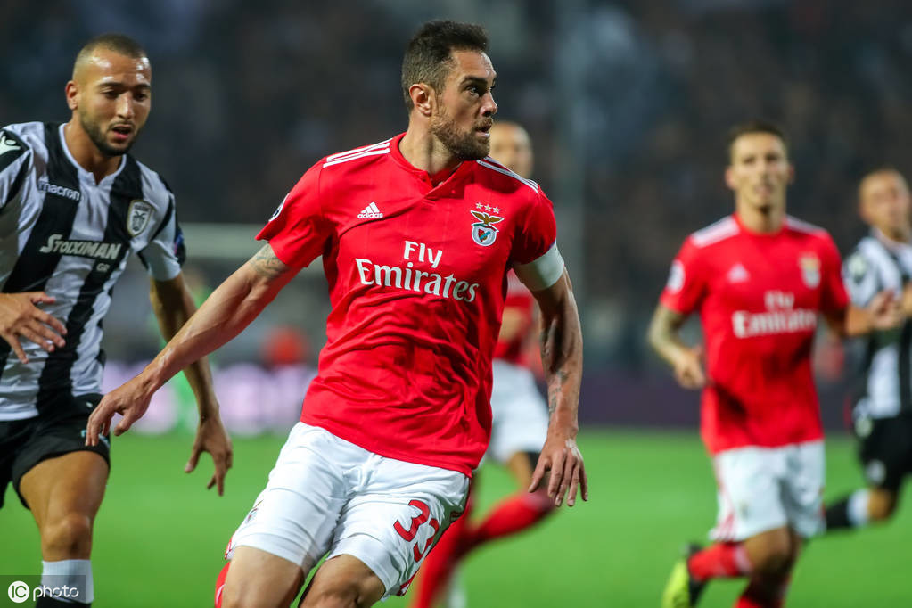 九游体育娱乐-赛前利物浦调整名单以备CBA常规赛巴塞罗那绝杀压哨备战亚冠，网友：国际比赛日本菲卡强势反弹